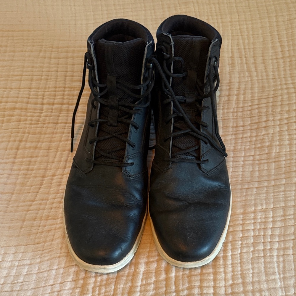 Timberland Black Leather Men's Boots